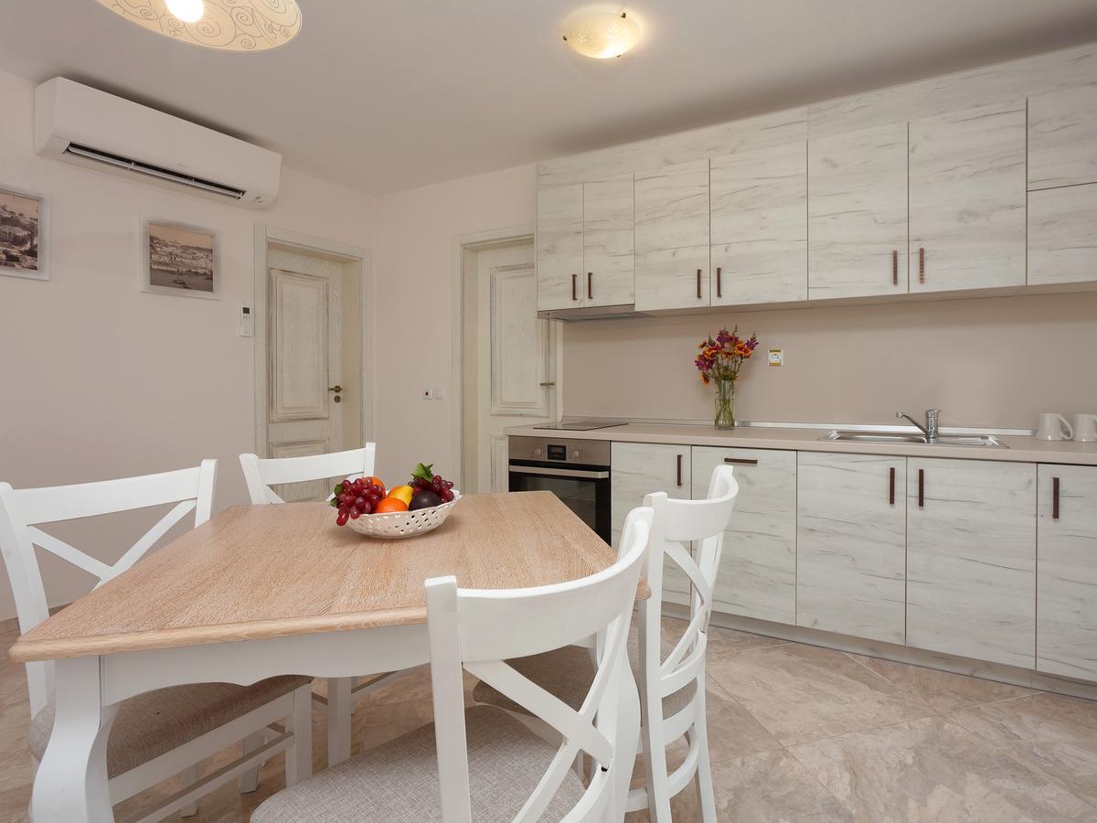 Antik Apartments Μπαλτσίκ Εξωτερικό φωτογραφία
