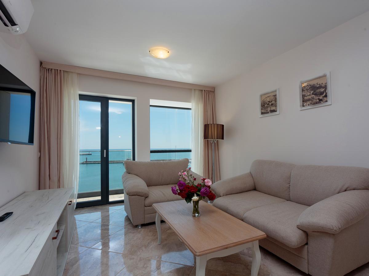 Antik Apartments Μπαλτσίκ Εξωτερικό φωτογραφία